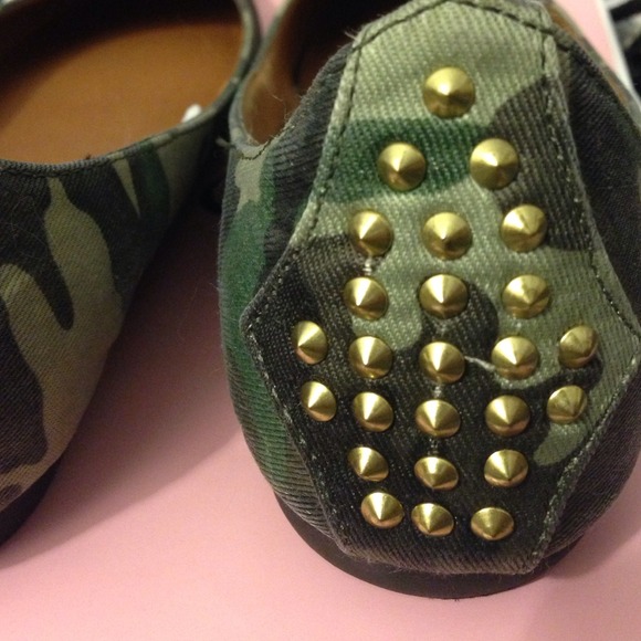 Camo Flats