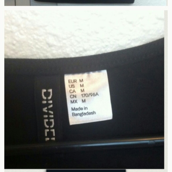 H&M Daisy Crop - Picture 2 of 2