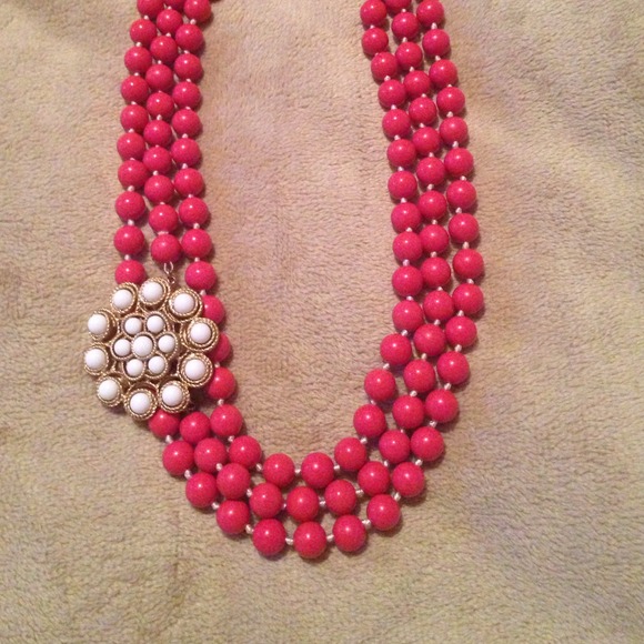 Stella & Dot La Coco Rope Necklace with Brooch