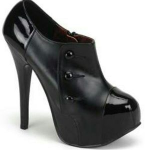 Ankle boots never worn with box