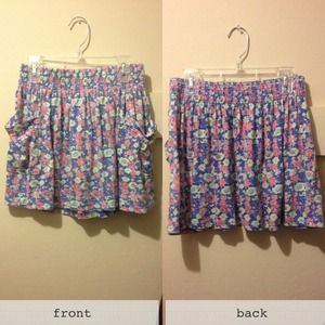 Floral flowy mini skirt