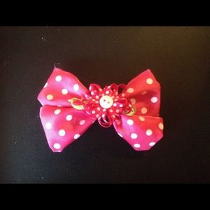 Boutique Bow 🎀
