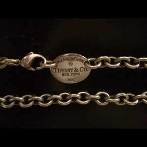 Authentic Tiffany & Co Oval necklace
