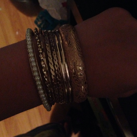 Bangles - Picture 4 of 4