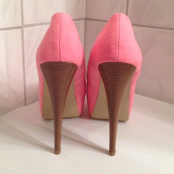 Heals from Just Fab - Picture 3 of 4