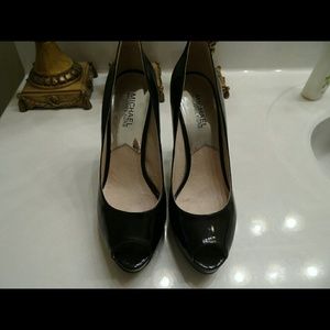 Michael Kors Peep Toe Pumps Heels