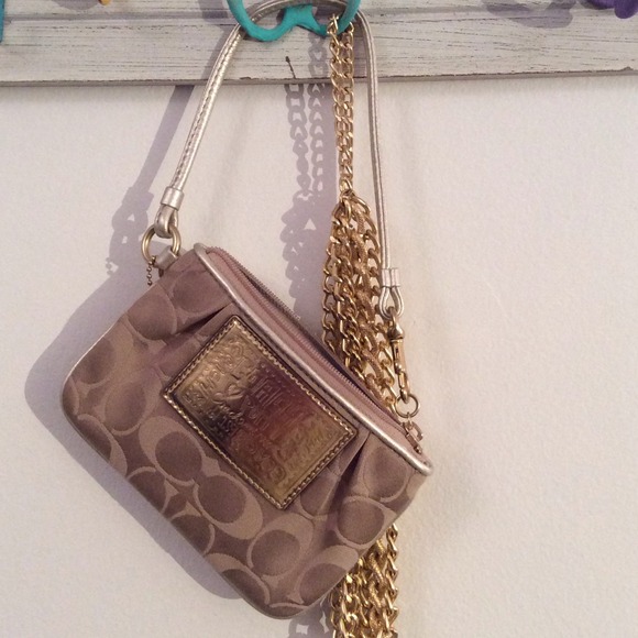 Coach poppy wristlet gold metallic