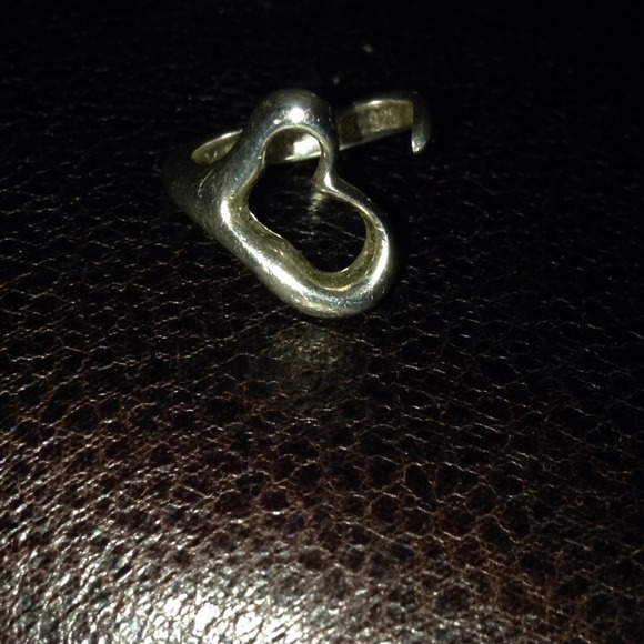 Tiffany and Co Elsa Peretti open heart ring