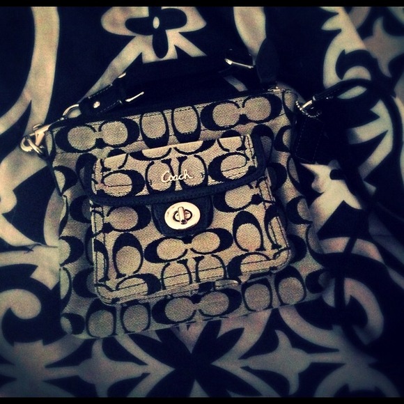 New black and dark grey Coach crossbody