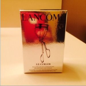 💥Sold On Mercari💥NIB Lancôme Lash Curler