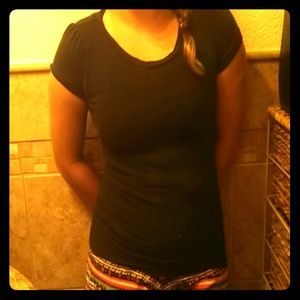 Black tee