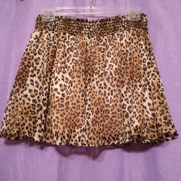 Leopard skirt - Picture 2 of 3