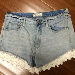 Free People Jeans - REDUCED!Free People Lacey Denim Cutoff Shorts NWOT Free People Jeans - REDUCED!Free People Lacey Denim Cutoff Shorts NWOT