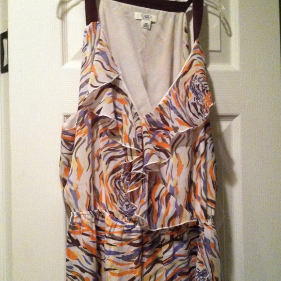 Dress - Picture 2 of 4