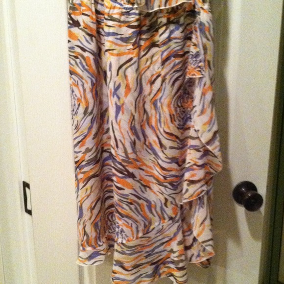 Dress - Picture 3 of 4