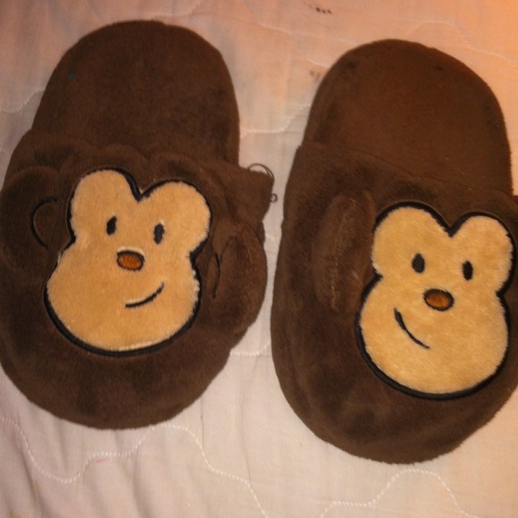 Aeropostale slippers