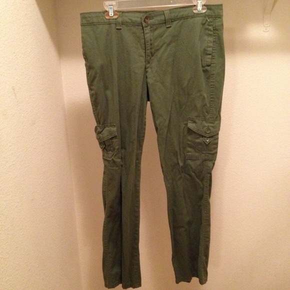 Army green Nine West pants