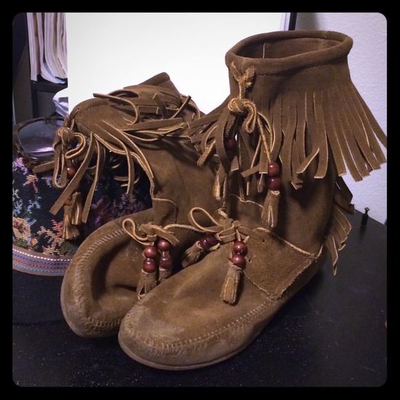 Minnetonka Fringe Boots