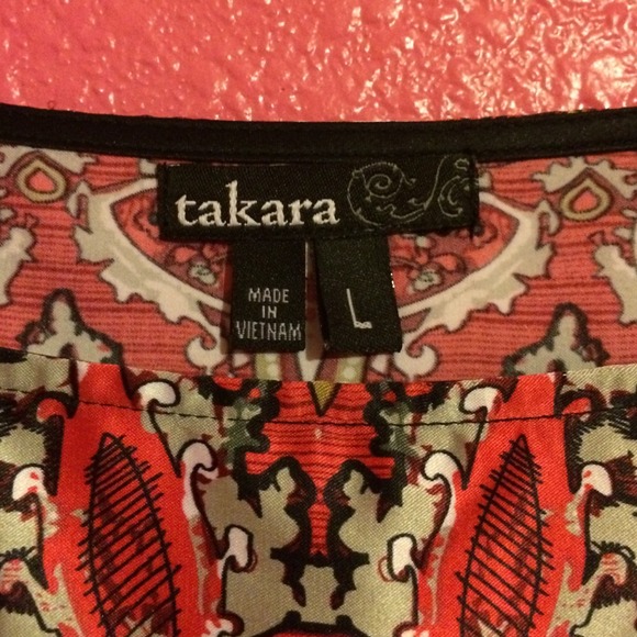 Red,black, and white multi-design blouse - Picture 4 of 4