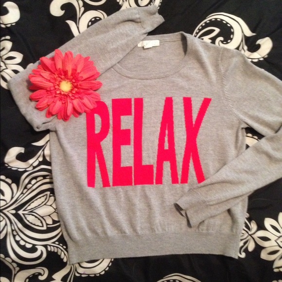 💕forever 21 "RELAX" sweatshirt- perfect condition