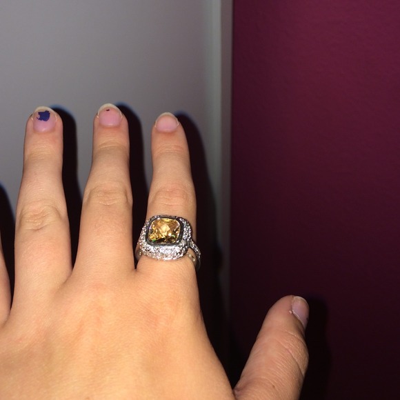 Premier ring