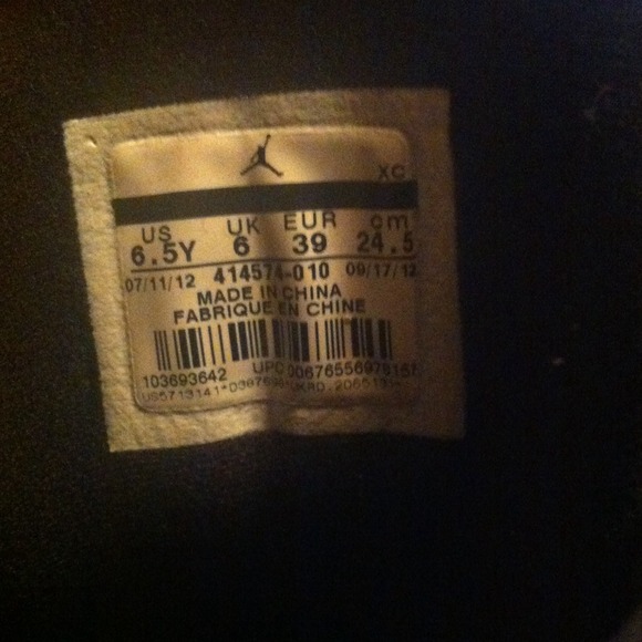 Bred 13s Size 6.5 - Picture 2 of 3