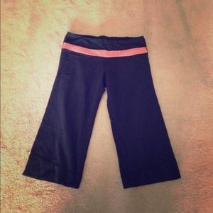 Lulu Lemon Short Yoga Pants