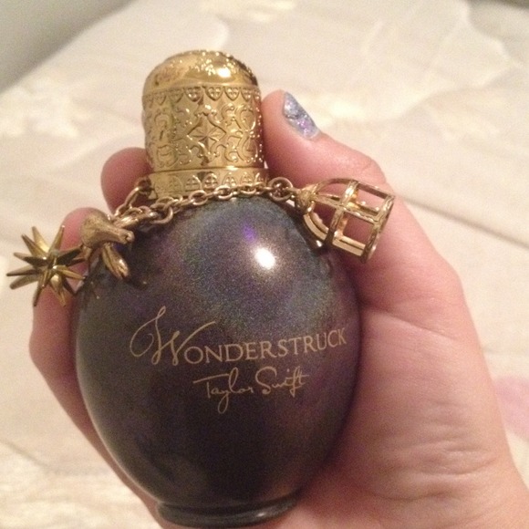Taylor Swift Wonderstruck Perfume
