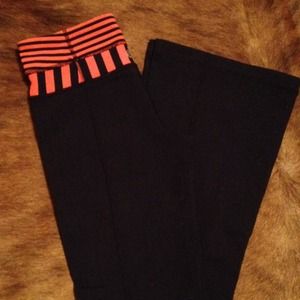 Sold************Never been worn lulu pants!