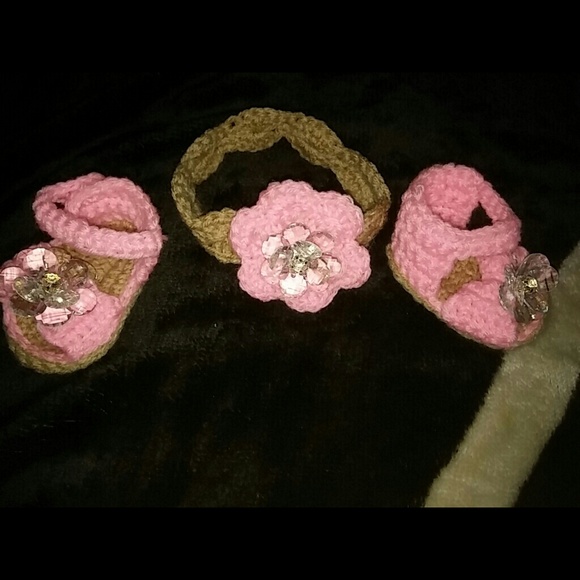Custom Sandals matching headband - Picture 3 of 3