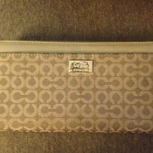 Coach purse and wallet