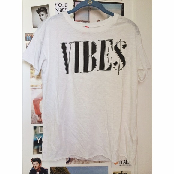 ❌SOLD Vibe$ Tee Shirt