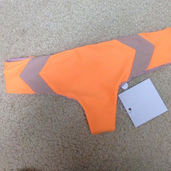 ❌SOLD❌ Acacia NWT mentawai bottoms