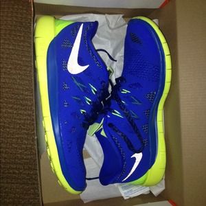 🚫SOLD 🚫 Nike Free Run 5.0 (GS)