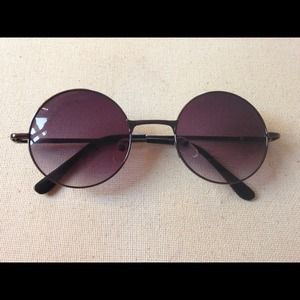  SOLD  Circle purple fade lens glasses
