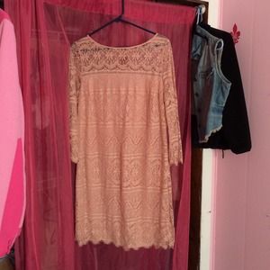 Max Studio lace dress