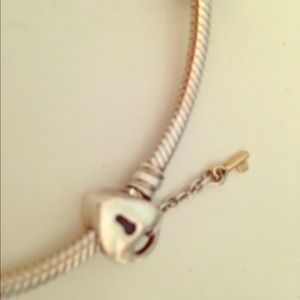 Heart & lock pandora charm