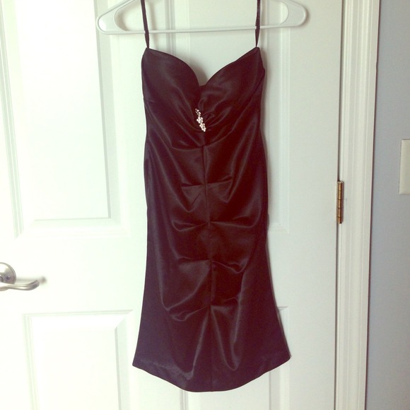 Dresses & Skirts - ⚡️FLASH SALE⚡️Sexy black dress with rhinestones
