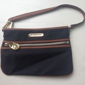 *Authentic* Michael Kors Wristlet.