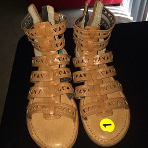 Flat cute women's brown sandal