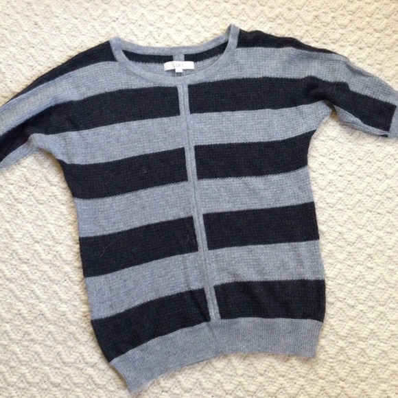 🚫🚫SOLD in bundle🚫🚫LOFT cozy sweater - Picture 2 of 4