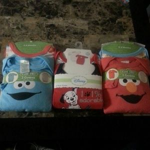 6 Infant boy gowns 0-6 months