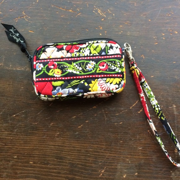 ❌SOLD! Vera Bradley Floral Wristlet - Picture 1 of 4