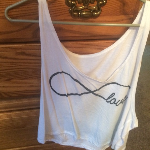 Brandy Melville cropped tank!