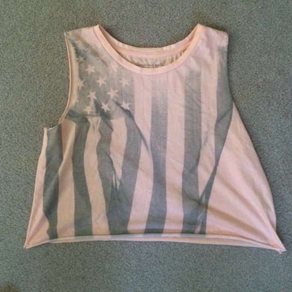 SOLD American eagle patriotic crop top