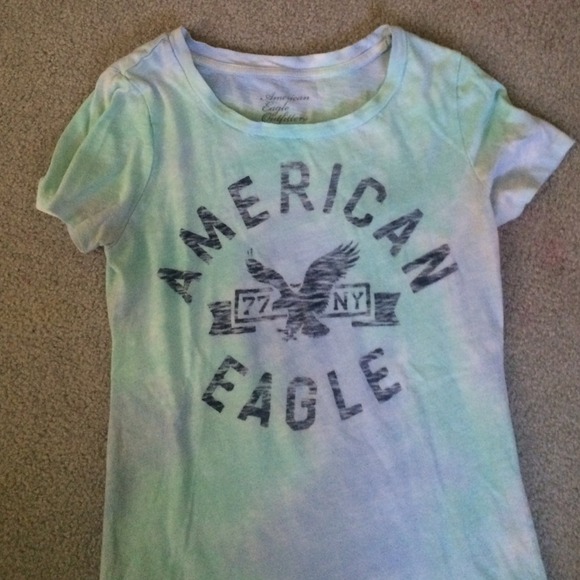 American eagle tshirt