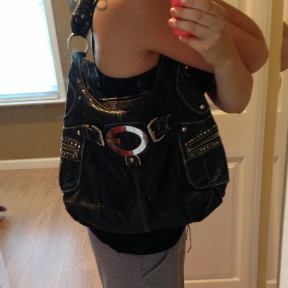 👜GUESS👜 - Picture 4 of 4