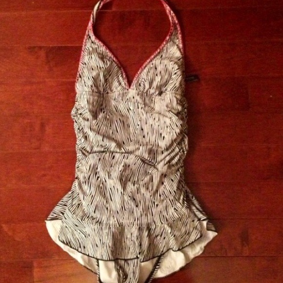 Kenneth Cole swim suit
