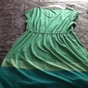 A simple summer dress. Great for casual occasion.