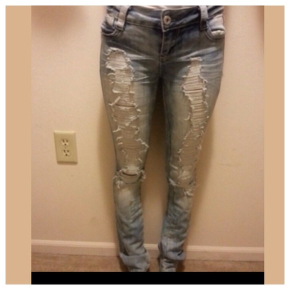 Light blue jean Almost Famous Jeans size 1